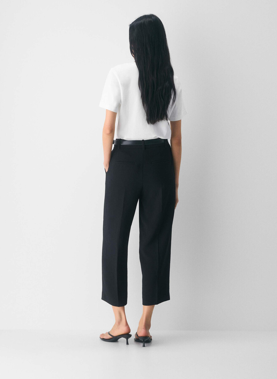 the effortless pant cropped - crepette black
