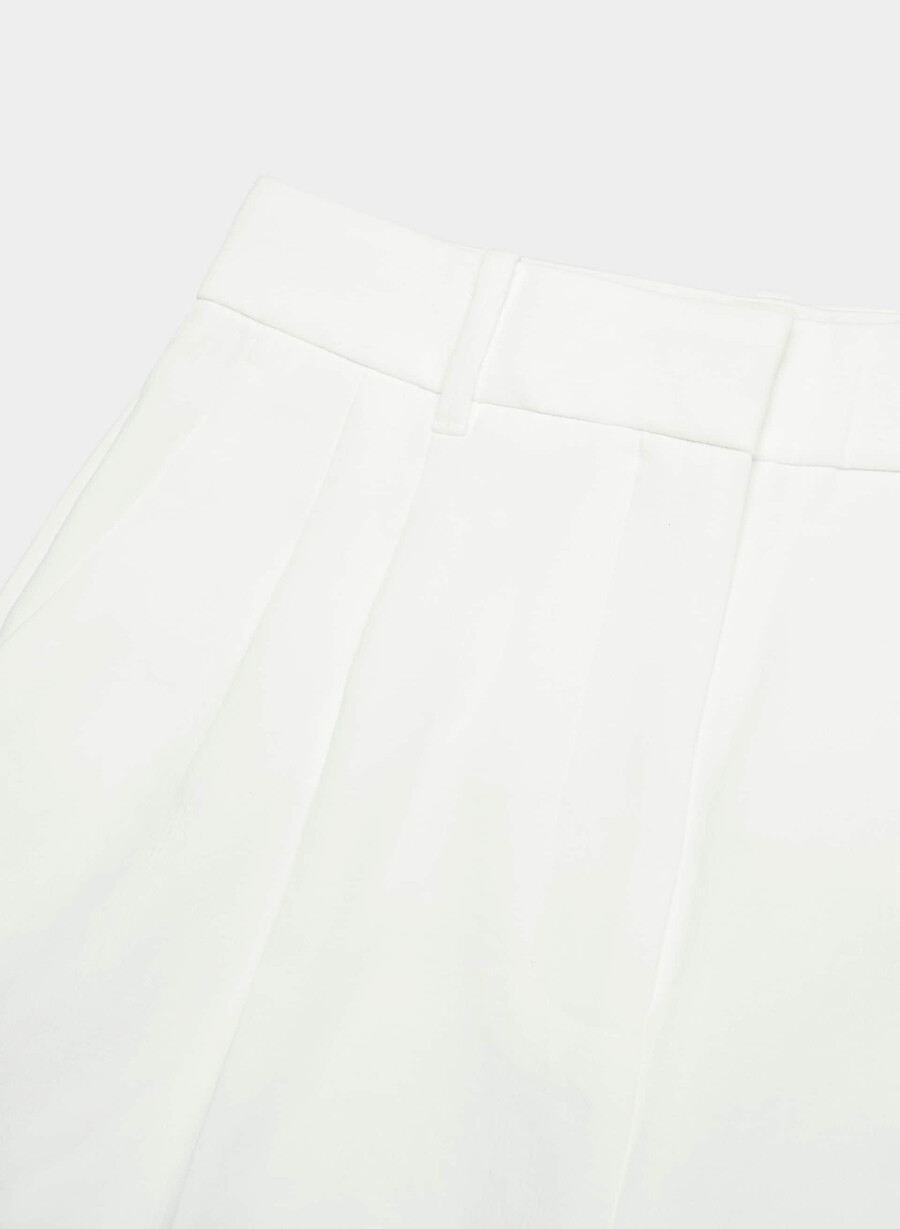 the effortless pant cropped - crepette white