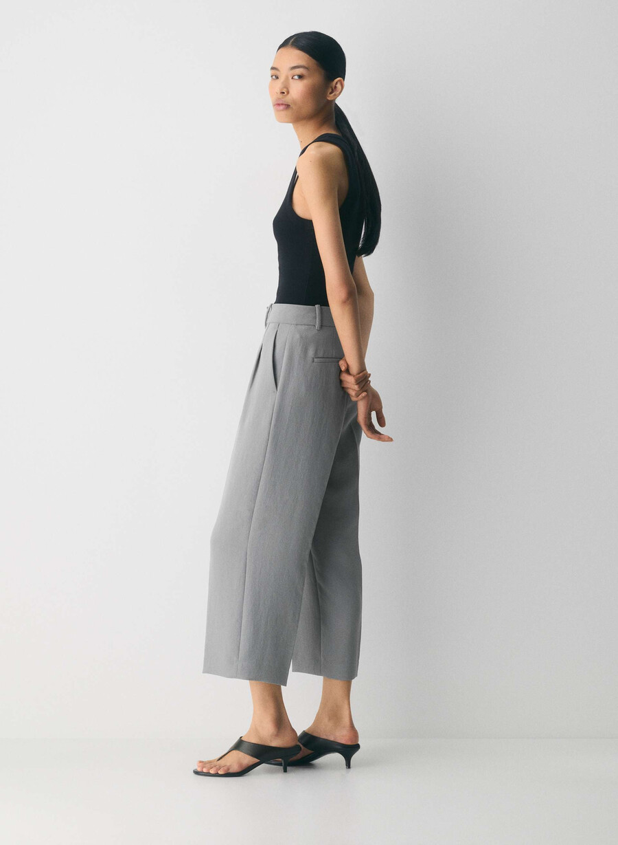 the effortless pant cropped - crepette riverstone grey