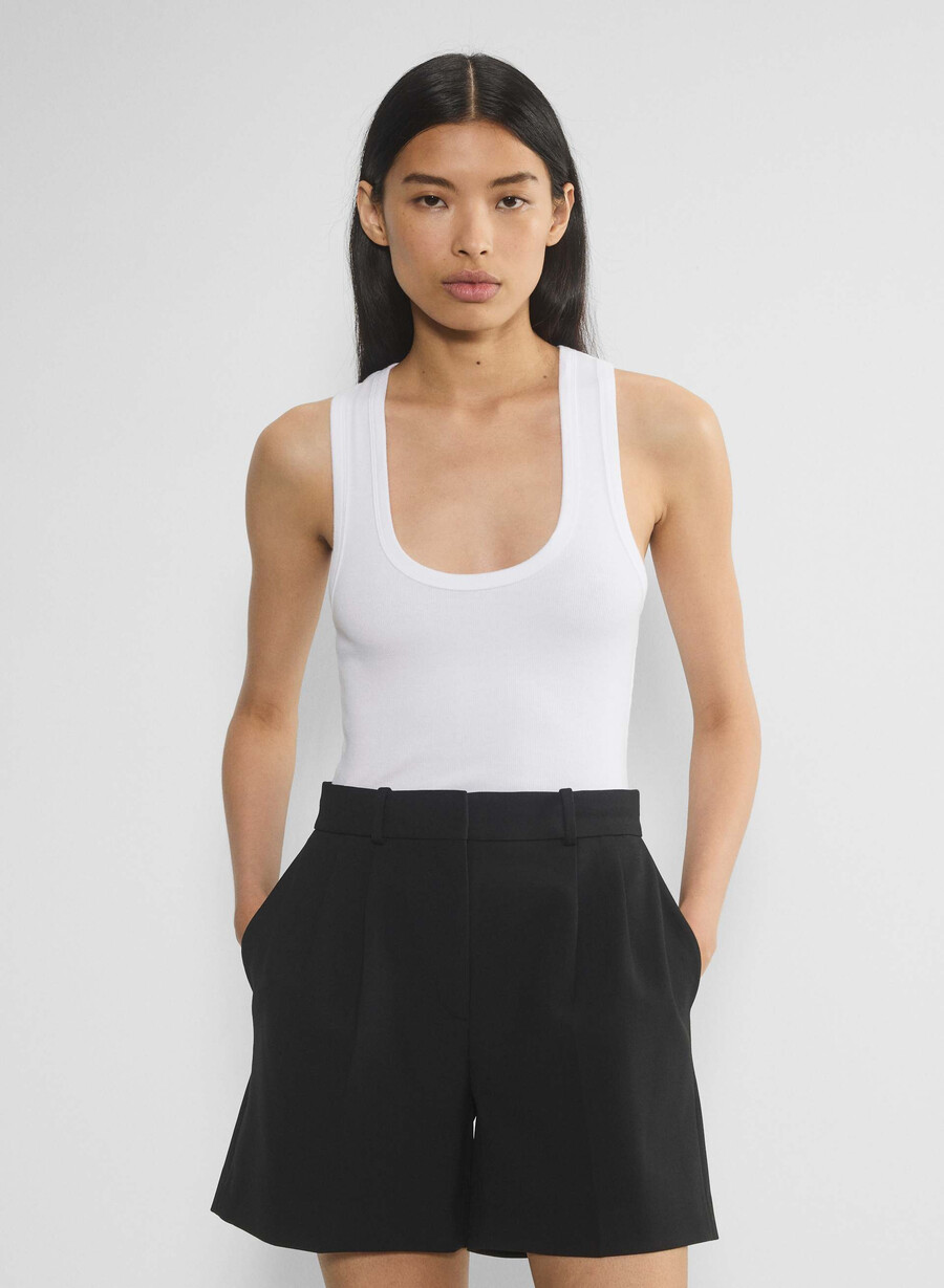 pleated mid-thigh short black