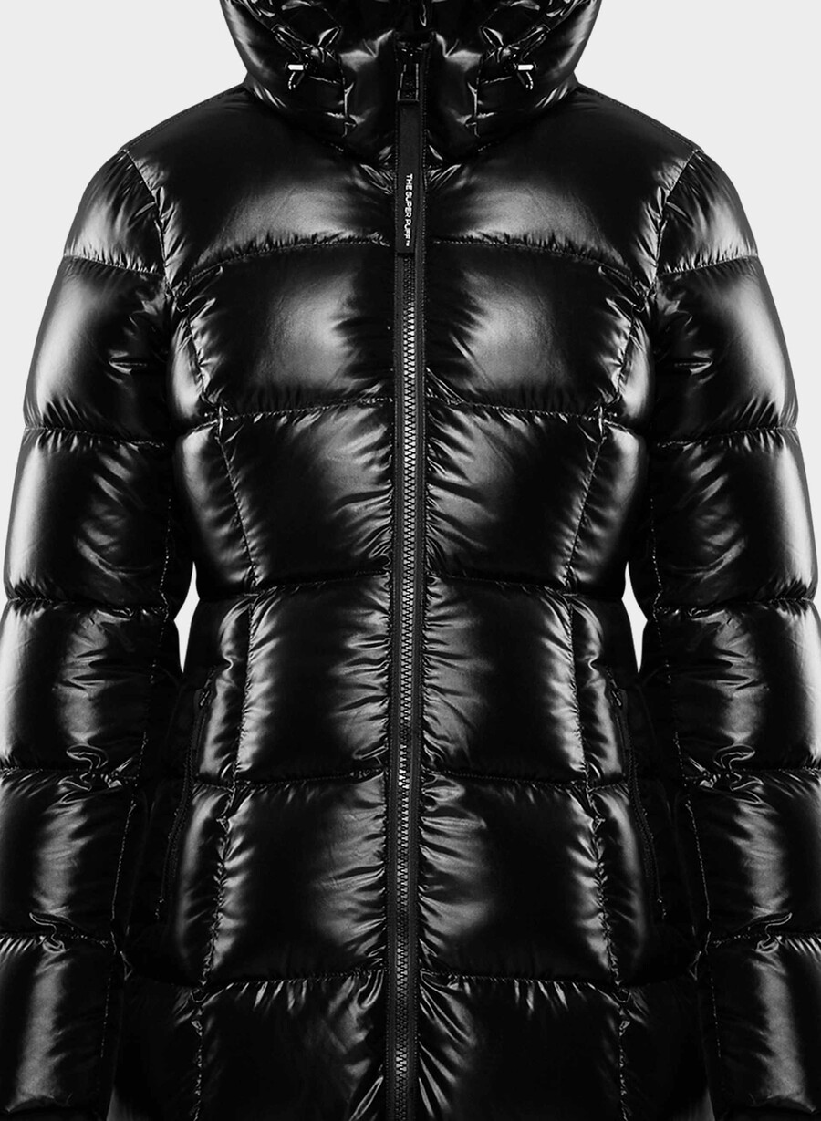 the supersnug puff long - hi-gloss black