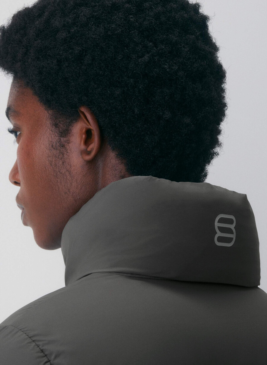 the supersnug puff - climatte coal grey