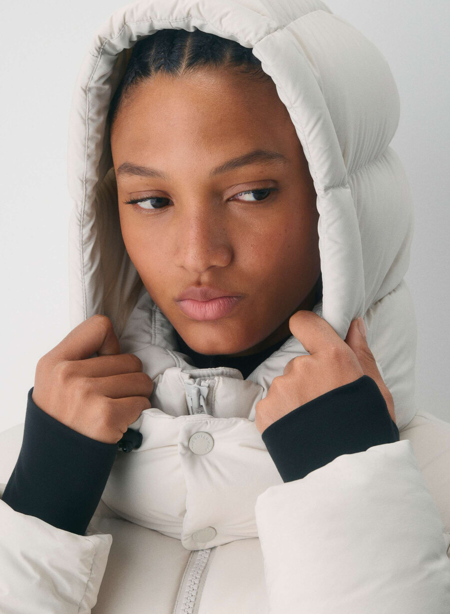 the supersnug puff mid - climatte matte pearl