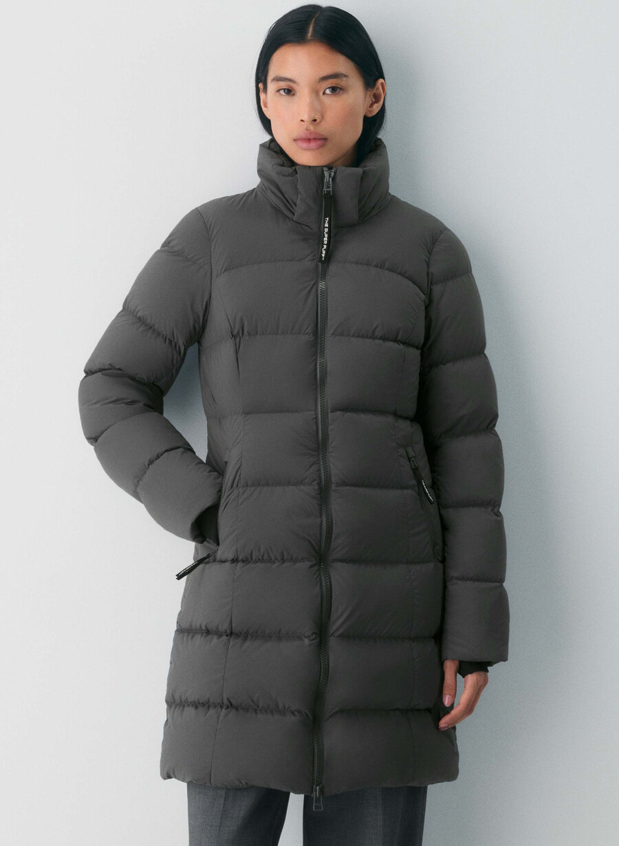 the supersnug puff mid - climatte coal grey