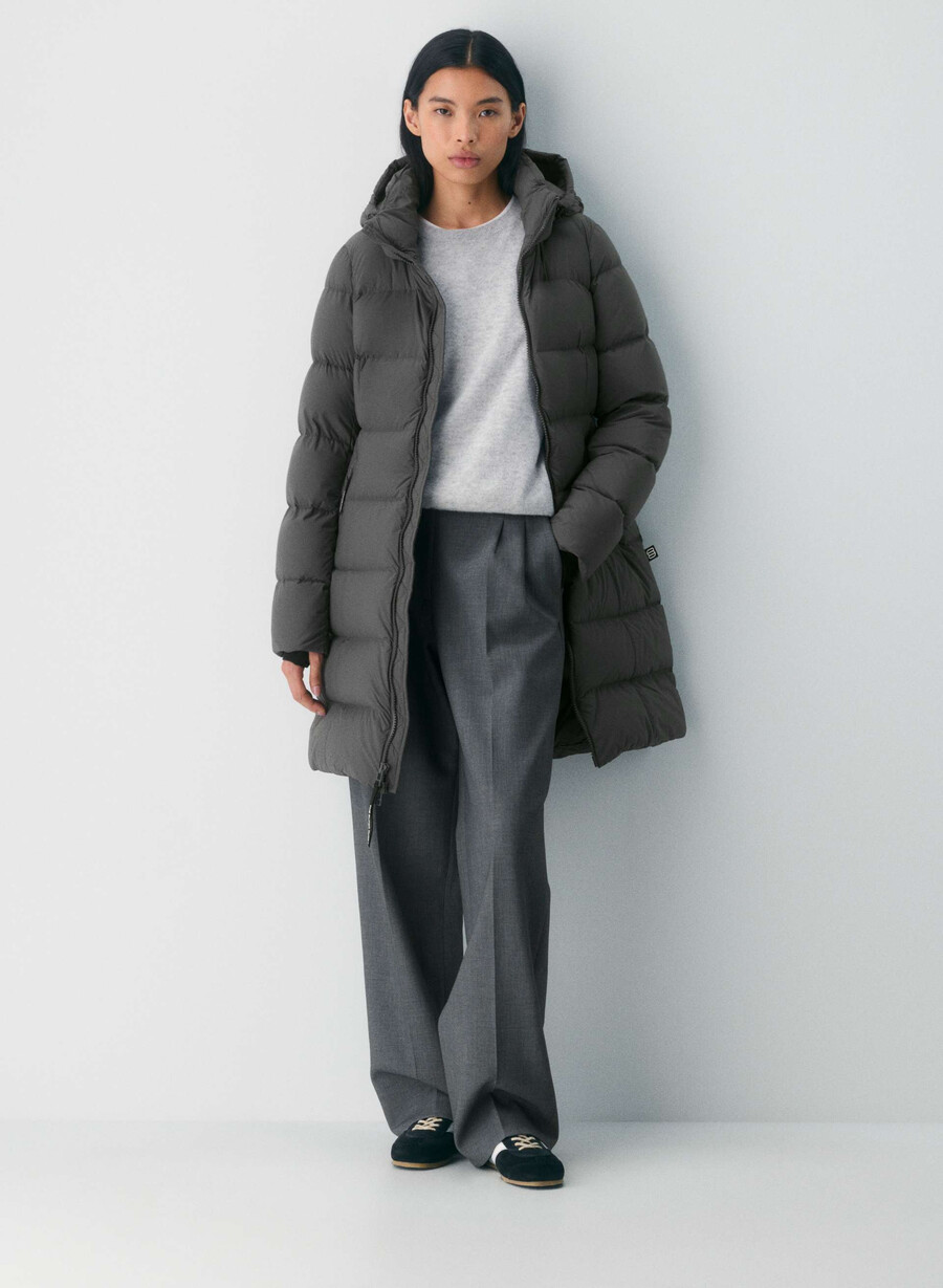 the supersnug puff mid - climatte coal grey