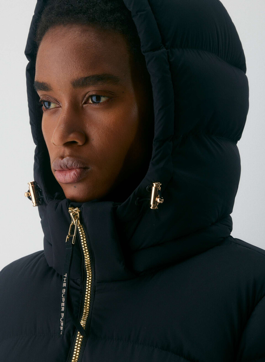 the supersnug puff mid - climatte blackshiny gold