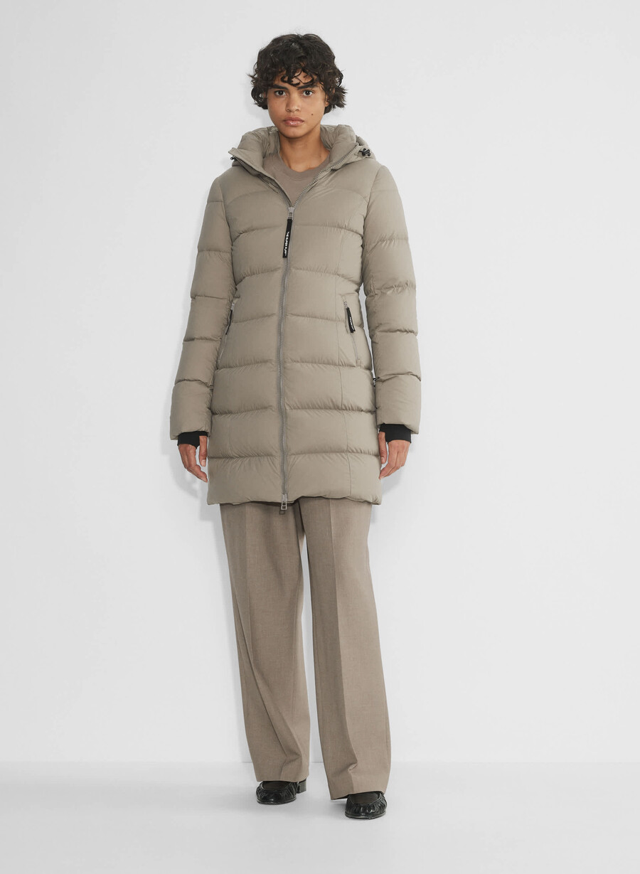 the supersnug puff mid - climatte modern taupe