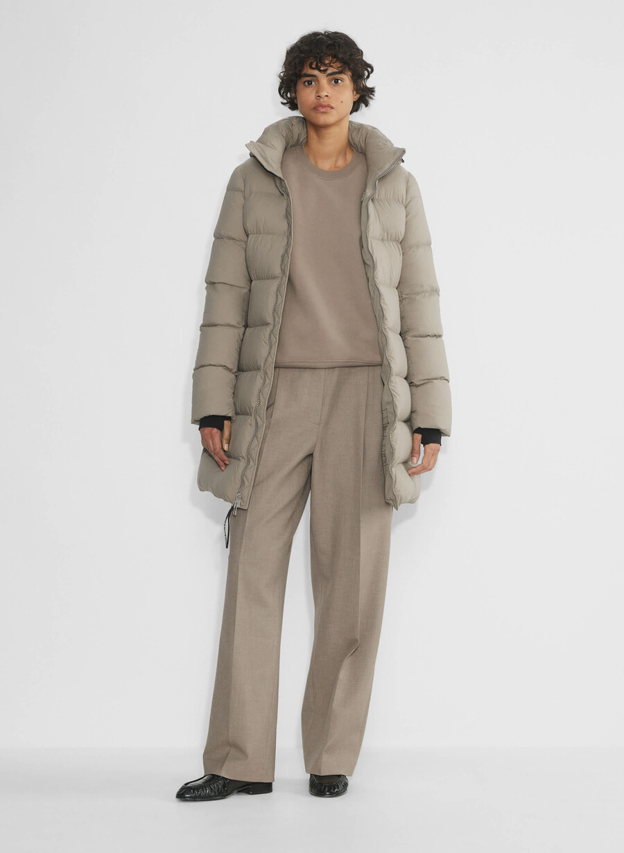 the supersnug puff mid - climatte modern taupe