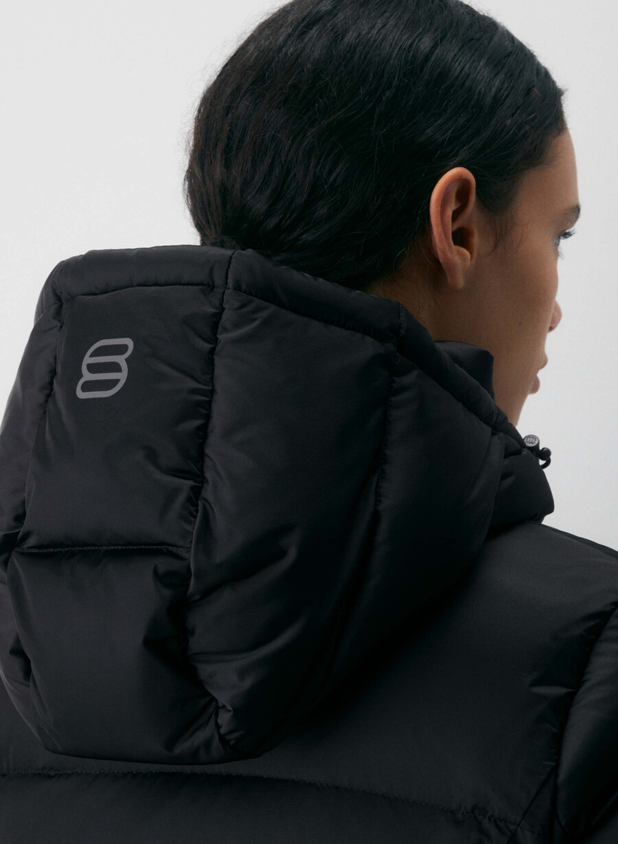 the supersnug puff - satin flex black