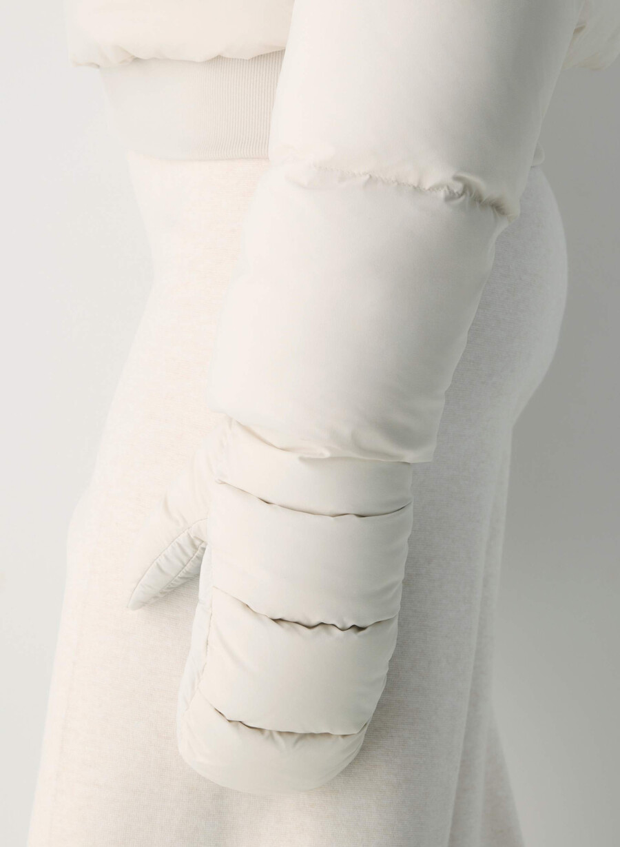 the super puff pro mitten - climatte matte pearl