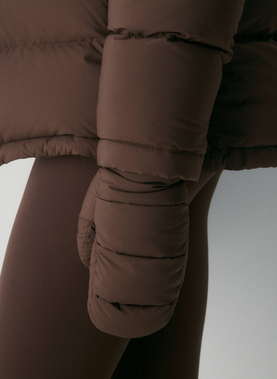 the super puff pro mitten - climatte rich mocha brown