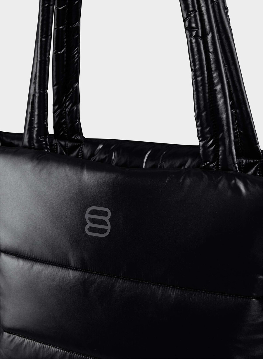 the super puff tote bag - hi-gloss black