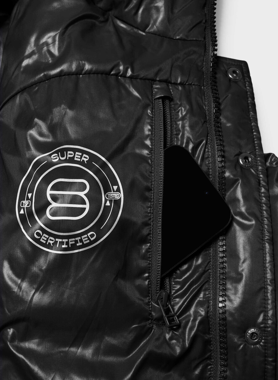the super puff hi-gloss black