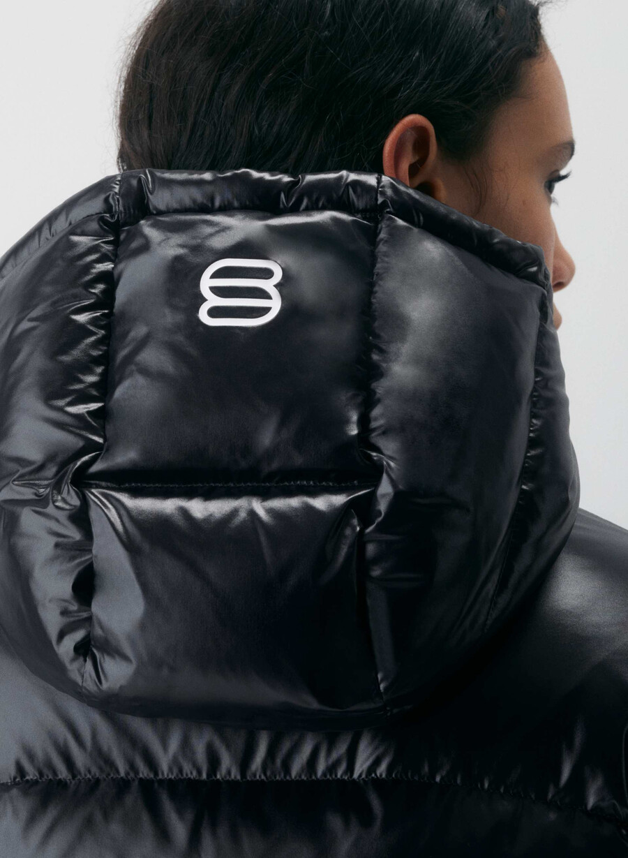 the super puff hi-gloss black