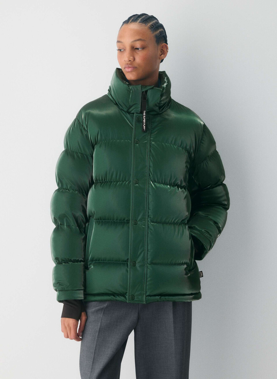the super puff liquid shine campus green