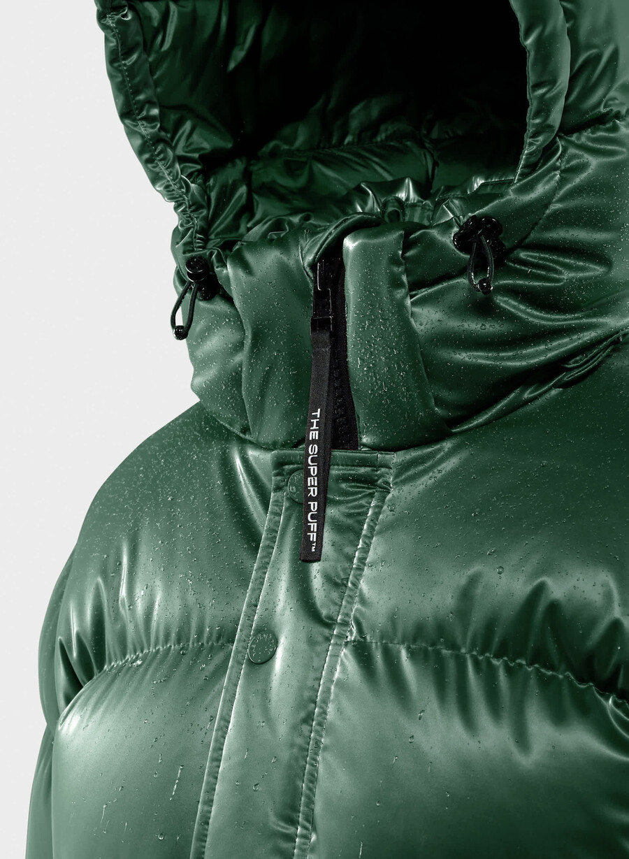 the super puff liquid shine campus green