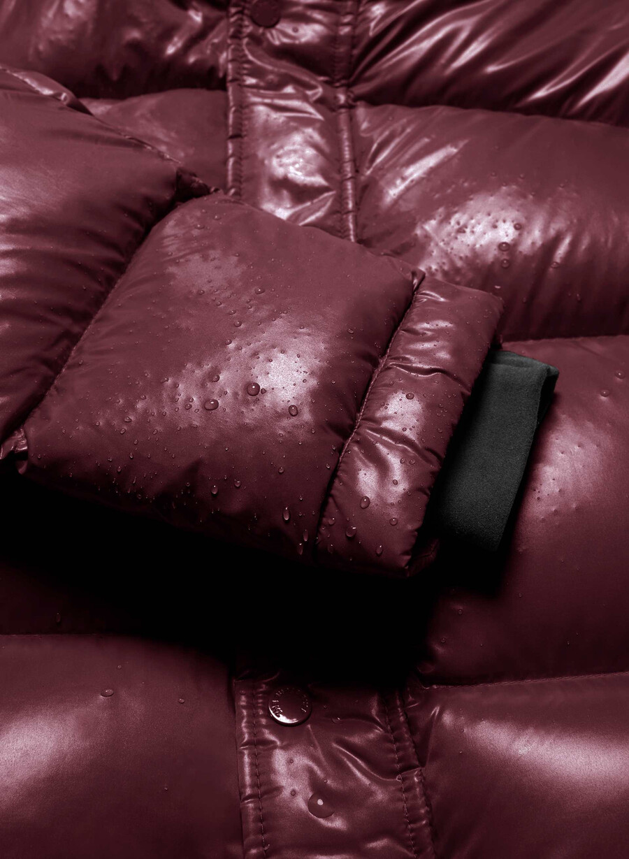 the super puff shorty - hi-gloss plum burgundy