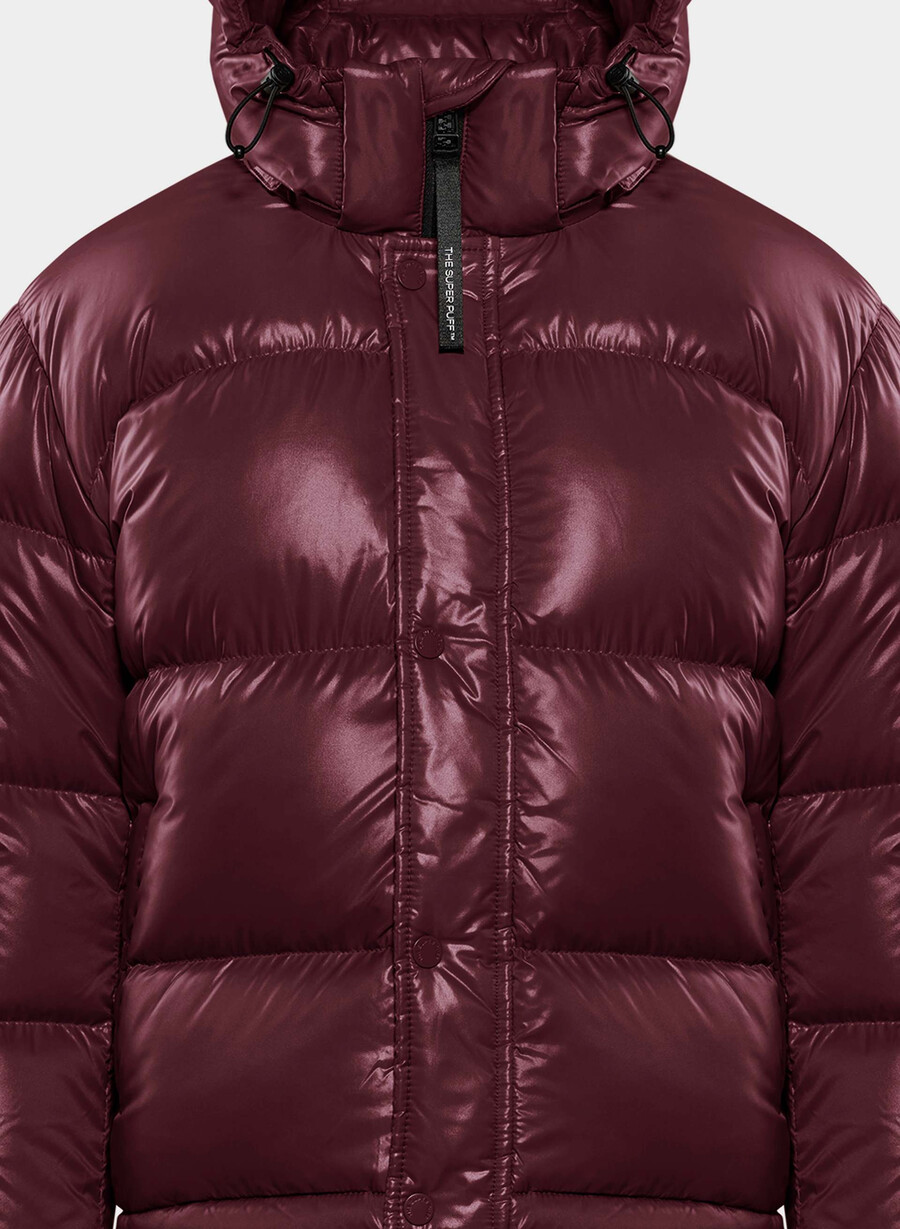 the super puff shorty - hi-gloss plum burgundy