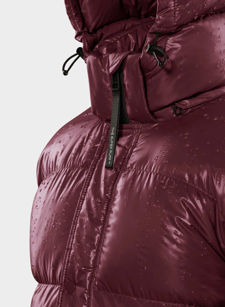 the super puff shorty - hi-gloss plum burgundy