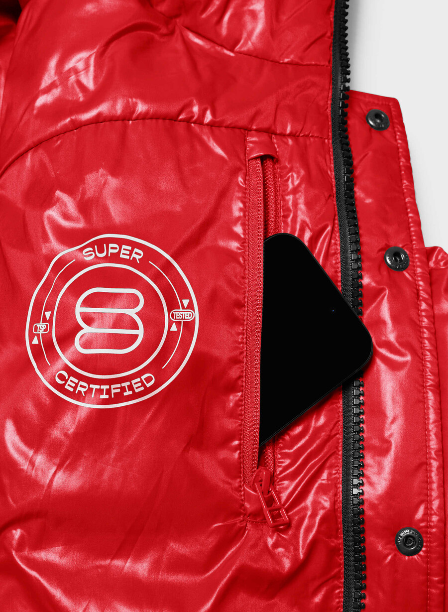 the super puff shorty - hi-gloss prosperity red