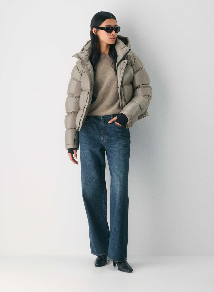 the super puff shorty - hi-gloss modern taupe