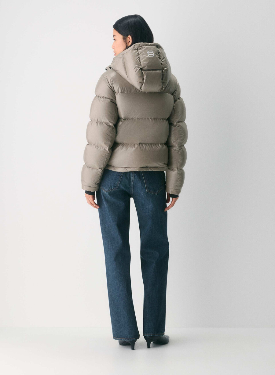 the super puff shorty - hi-gloss modern taupe