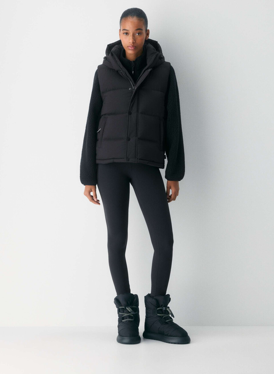 the super puff vest - climatte black