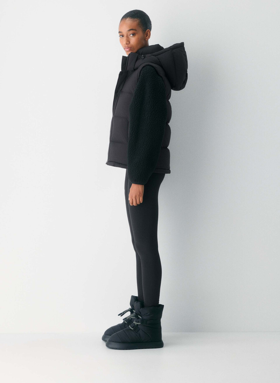 the super puff vest - climatte black