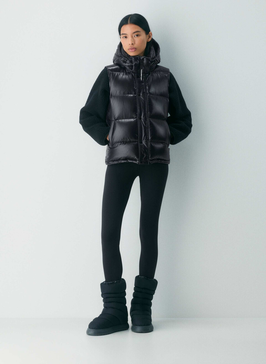 the super puff vest - hi-gloss black