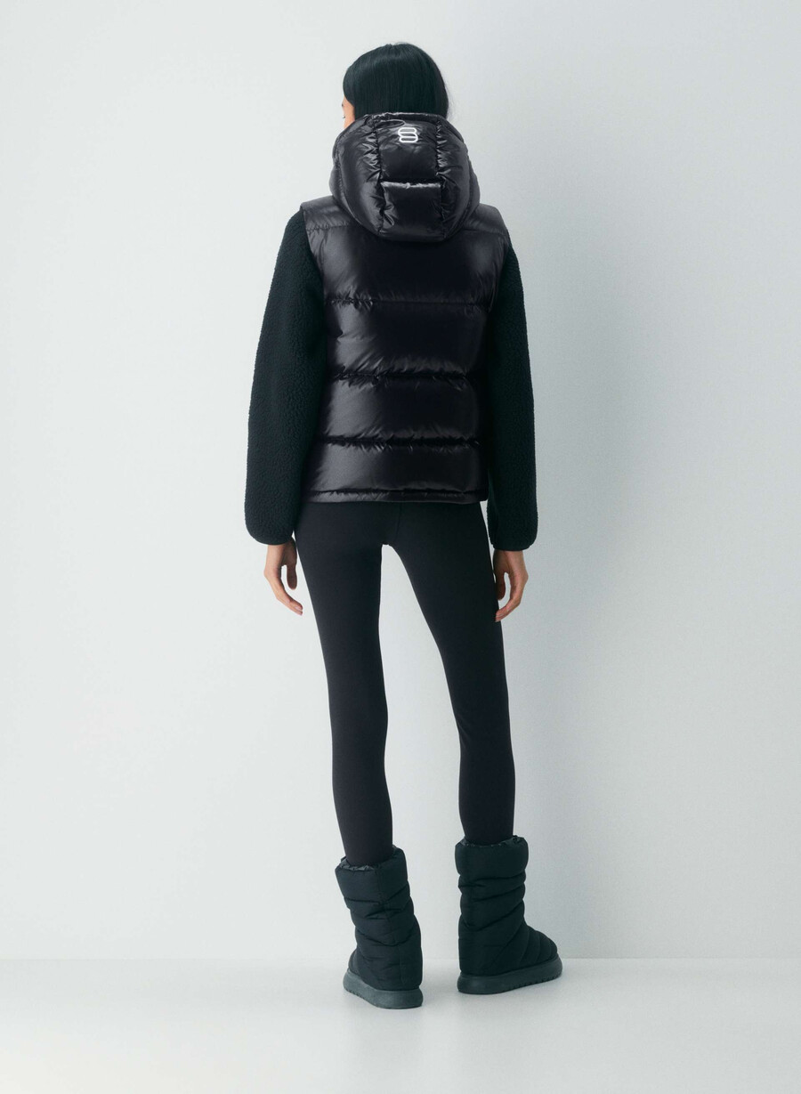 the super puff vest - hi-gloss black