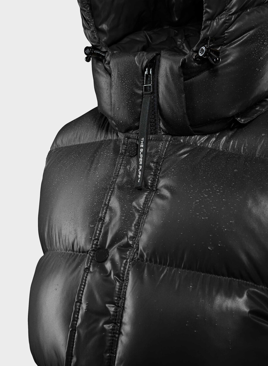the super puff vest - hi-gloss black