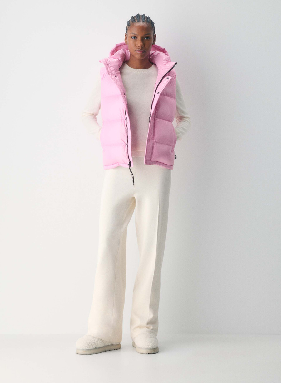 the super puff vest - hi-gloss morganite pink