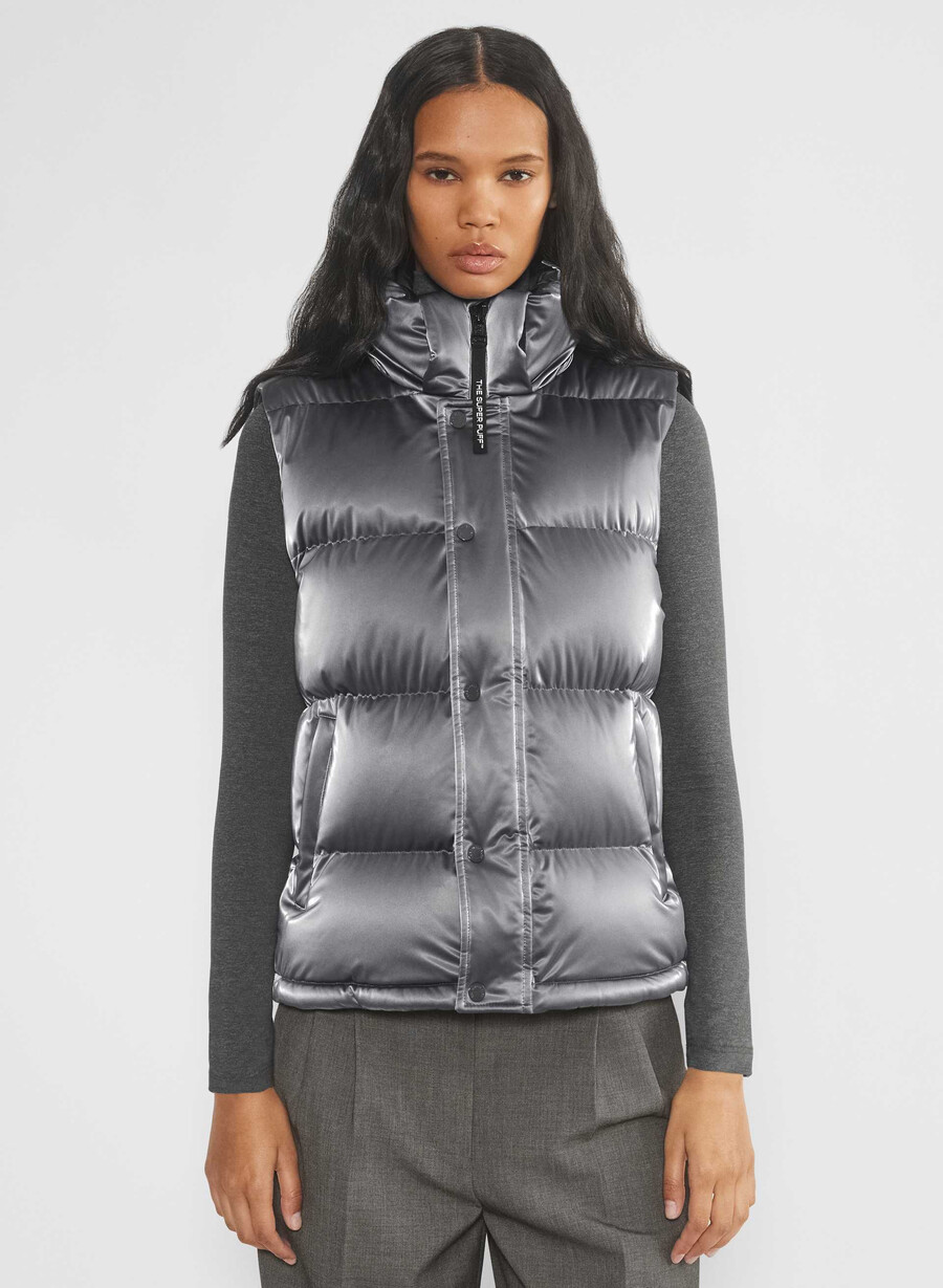 the super puff vest - liquid shine coal grey