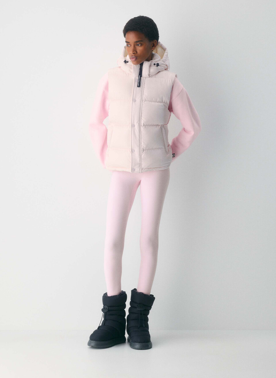 the super puff vest - liquid shine mochi pink