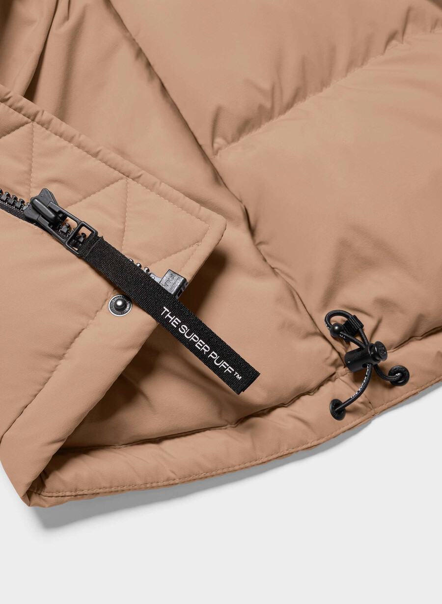 the super puff shorty vest - climatte chocolate mousse