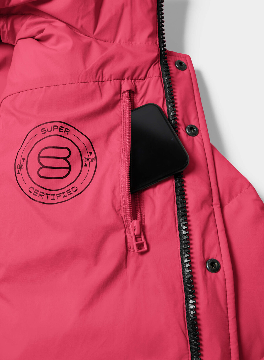 the super puff shorty vest - climatte wink pink