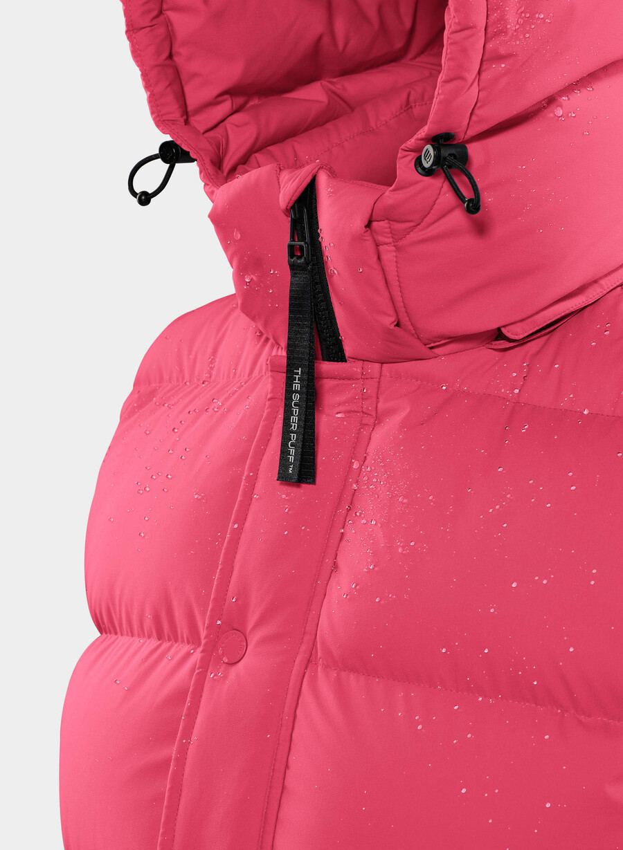 the super puff shorty vest - climatte wink pink