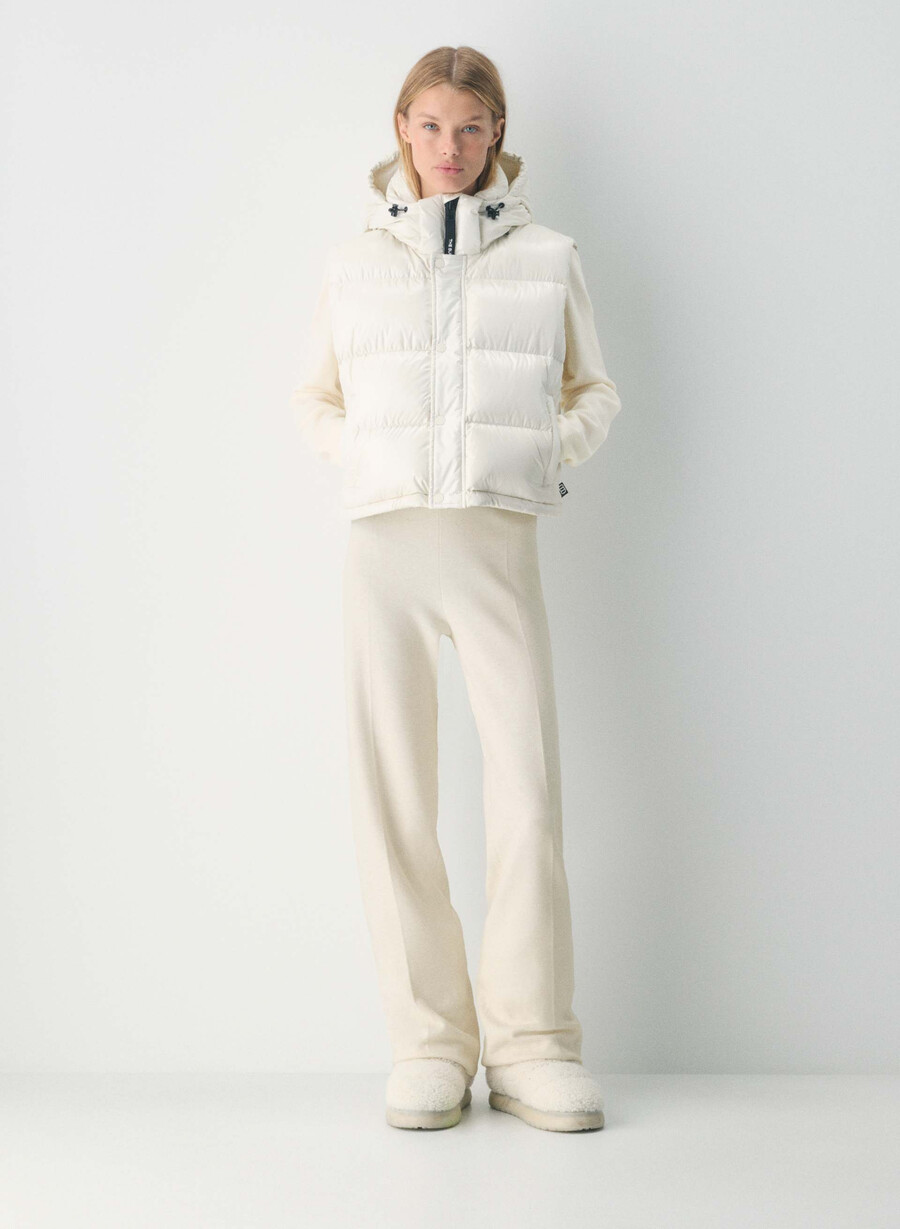 the super puff shorty vest - hi-gloss birch