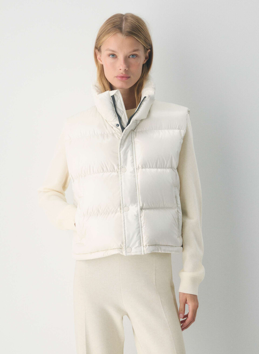 the super puff shorty vest - hi-gloss birch