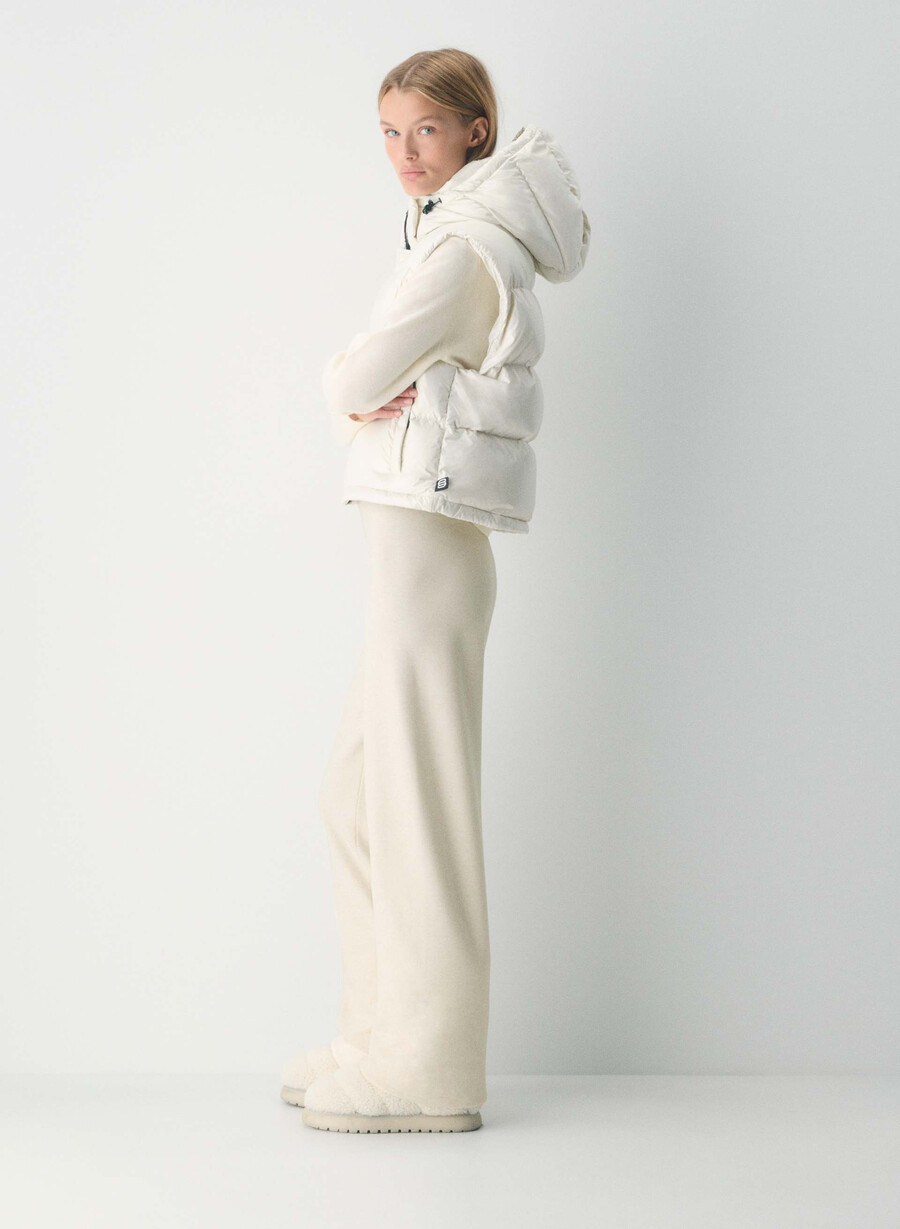 the super puff shorty vest - hi-gloss birch
