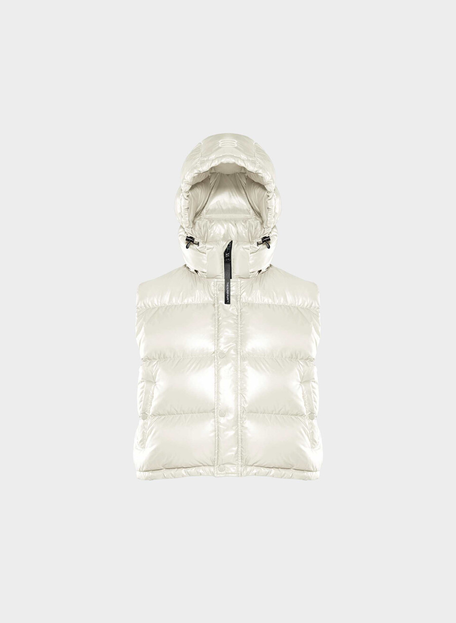 the super puff shorty vest - hi-gloss birch