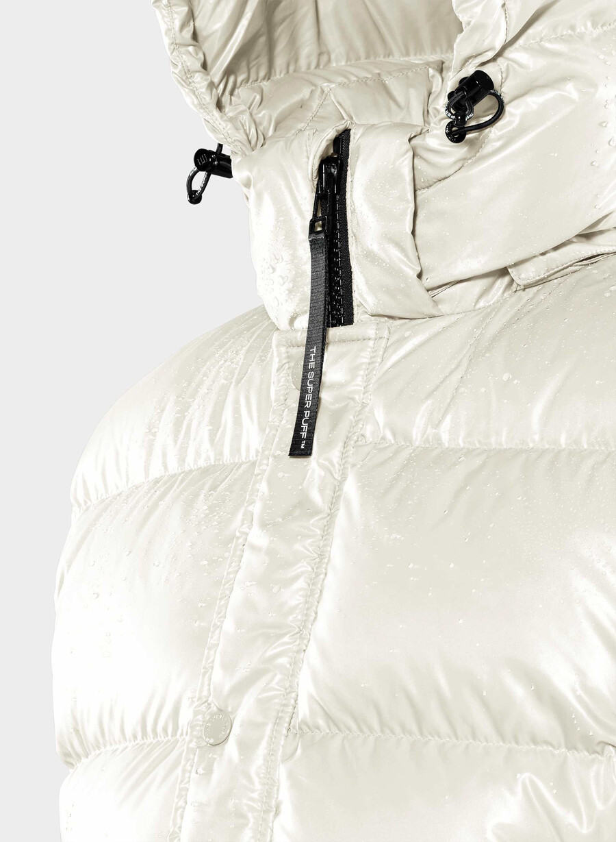 the super puff shorty vest - hi-gloss birch
