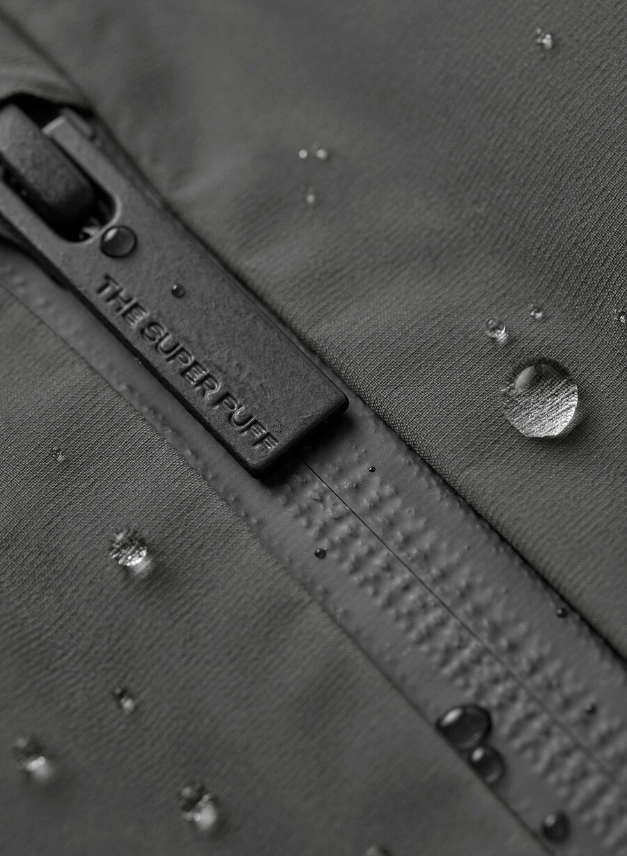 the super puff₂o - rainstop coal grey