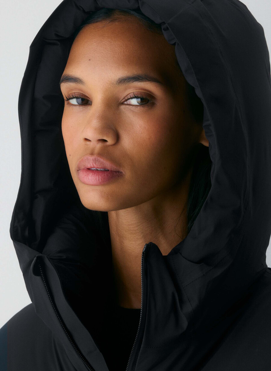 the super puff₂o mid - rainstop black
