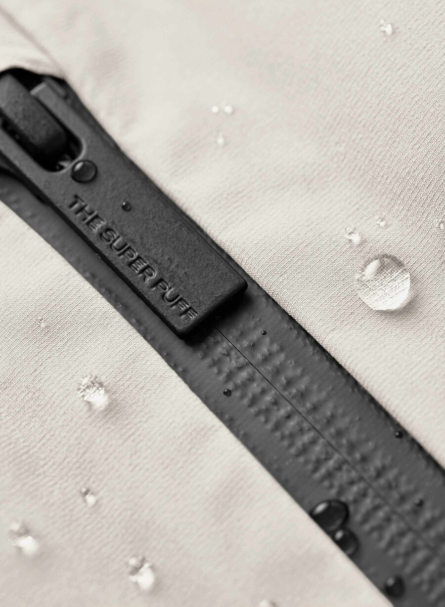 the super puff₂o mid - rainstop matte pearl