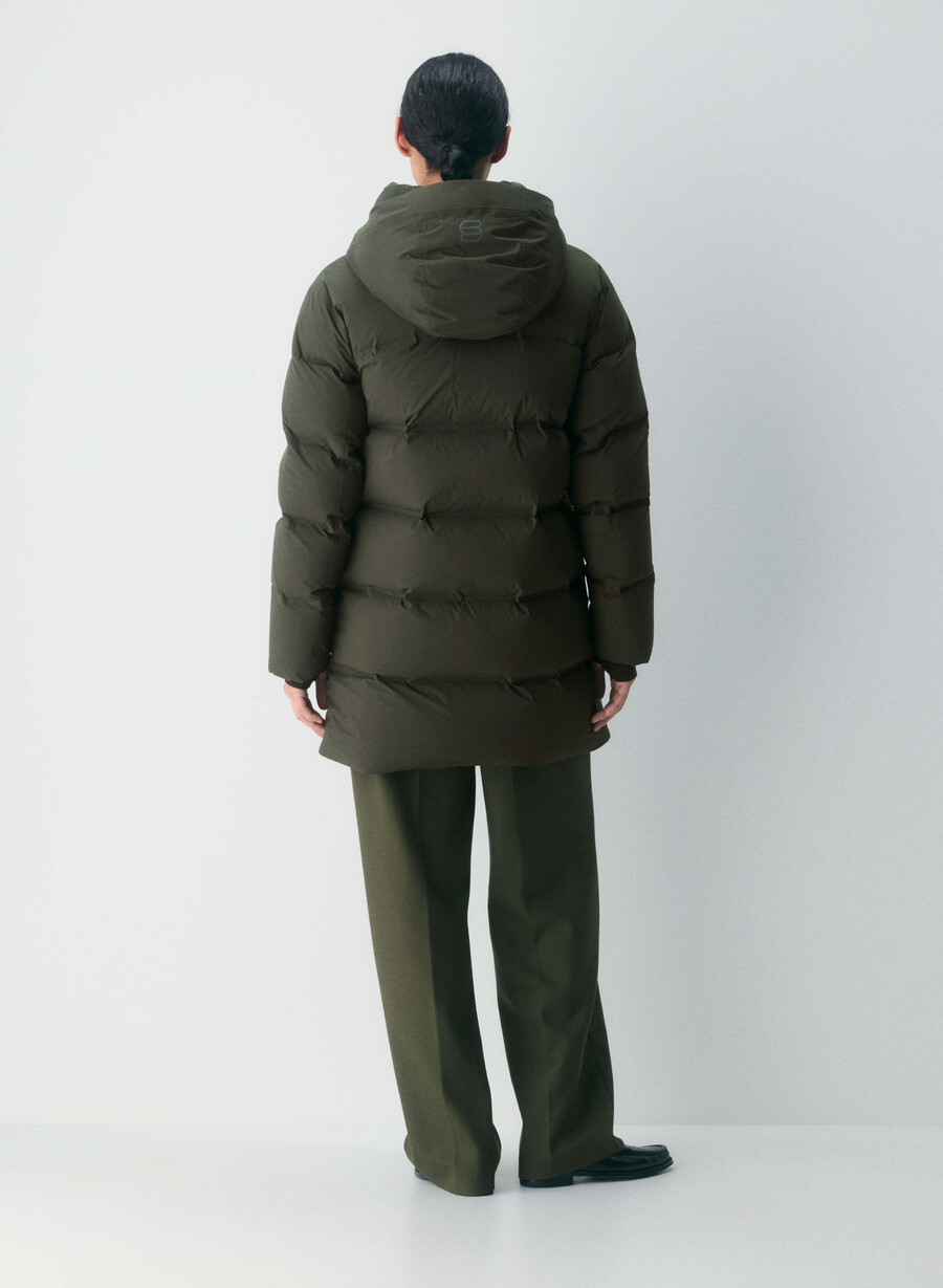 the super puff₂o mid - rainstop flint green