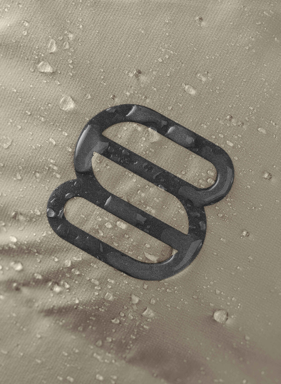 the super puff₂o mid - rainstop modern taupe