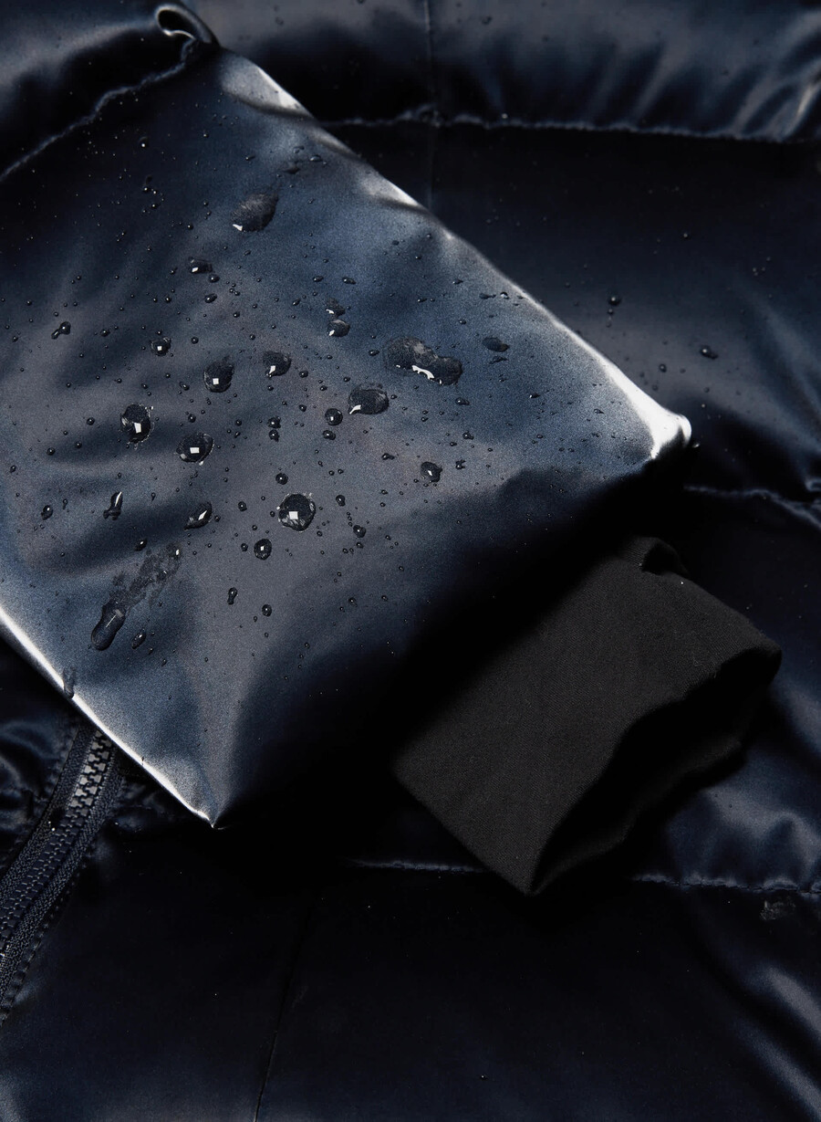 the supersnug puff - liquid shine admiral