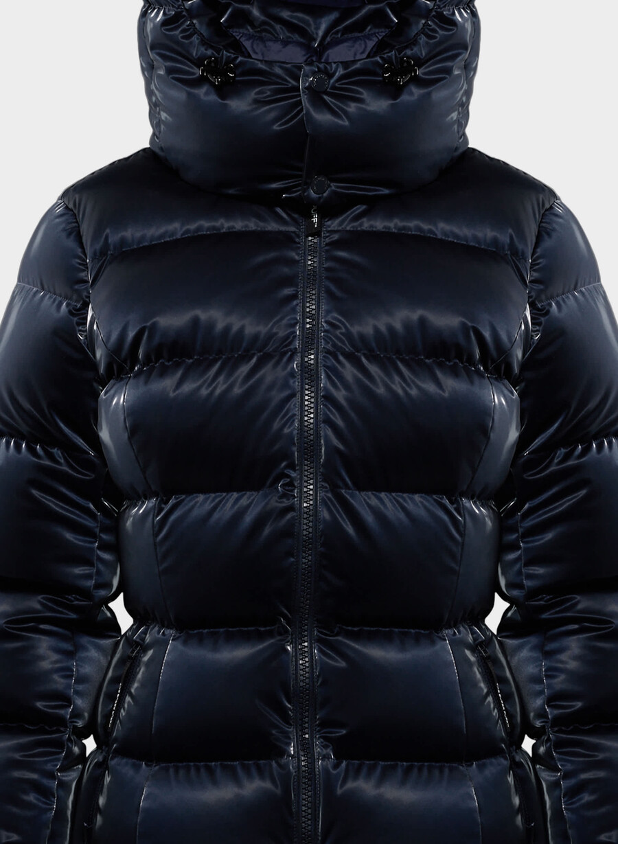 the supersnug puff - liquid shine admiral