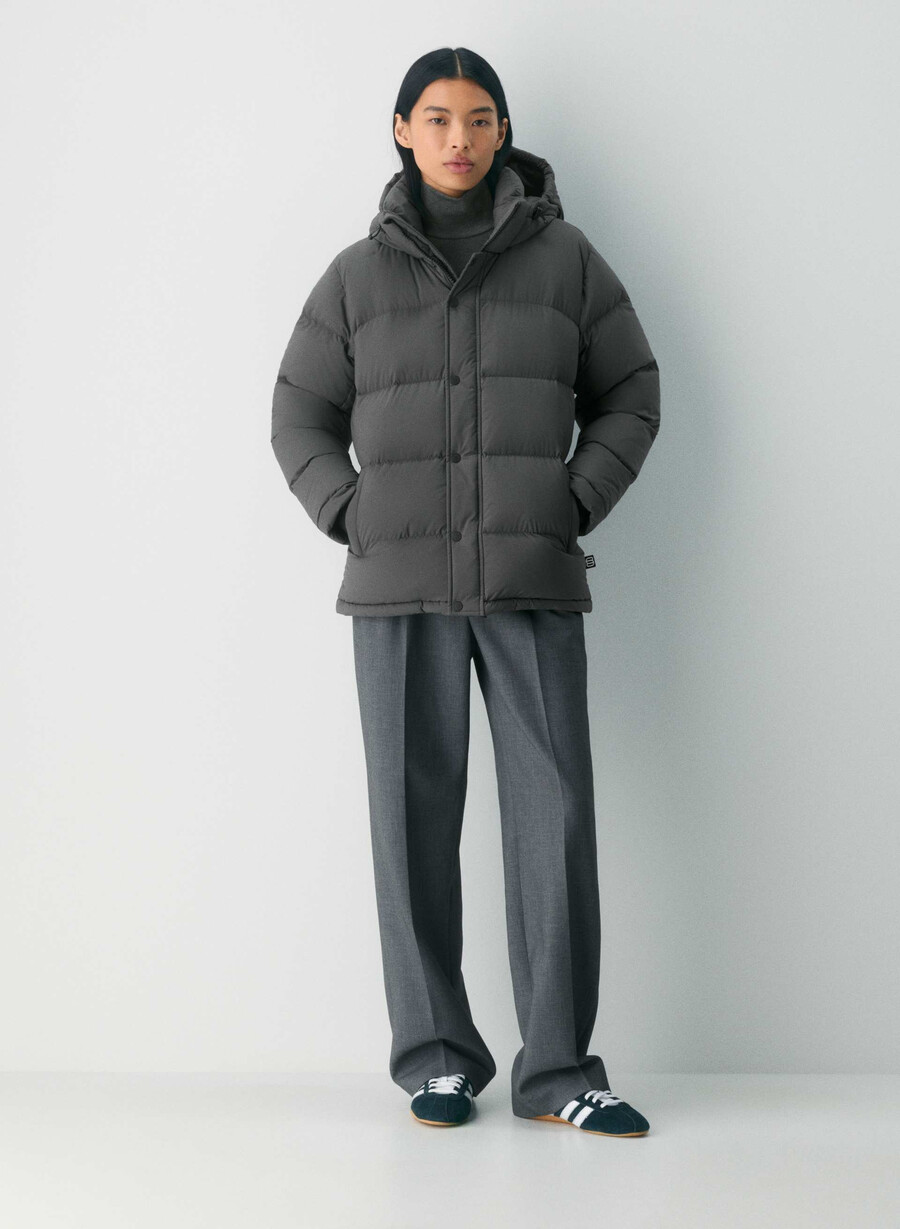 the super puff climatte coal grey
